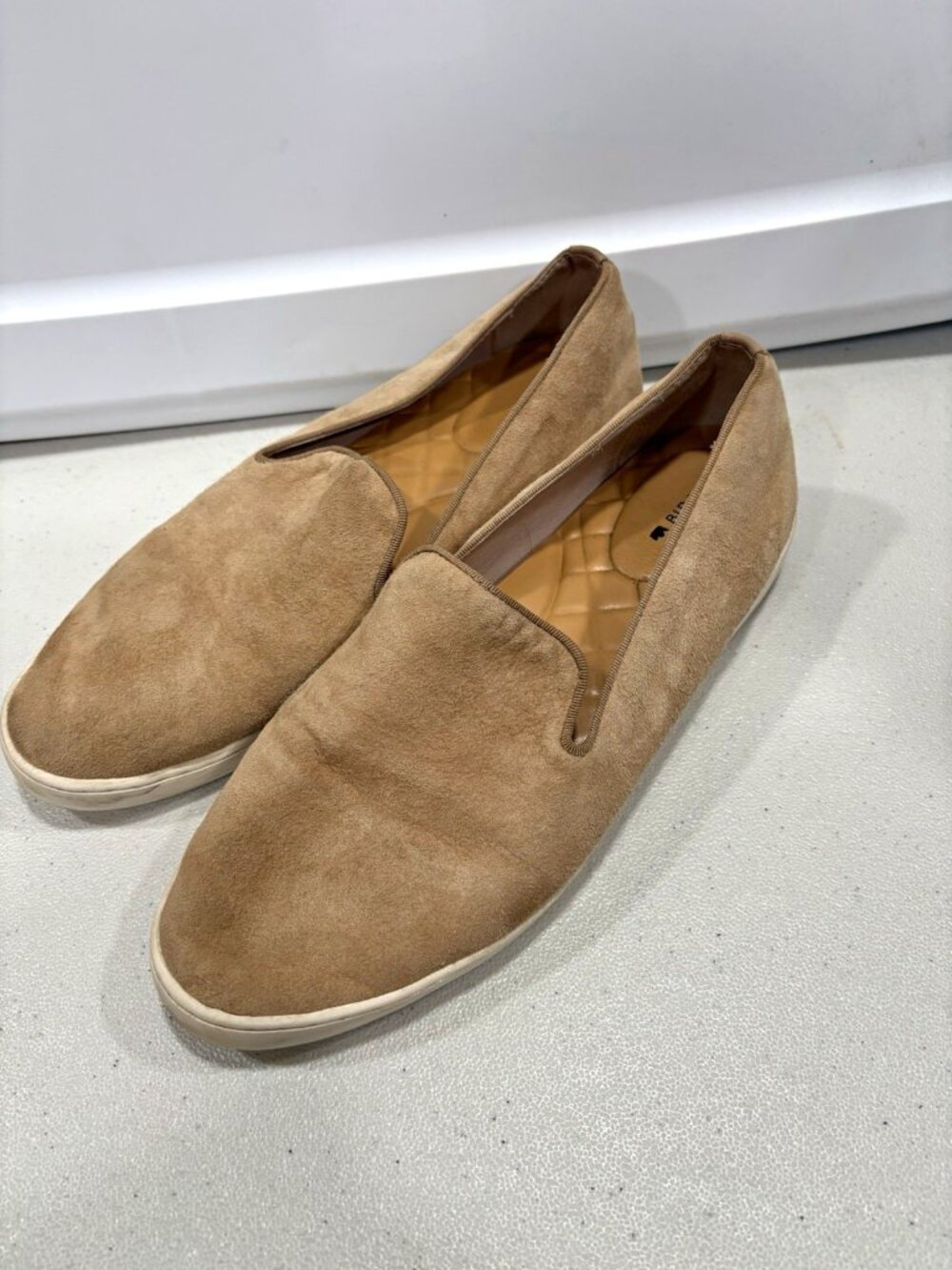 Birdies Women Beige Suede Leather Upper Slip-On Flats Round Toe US 9